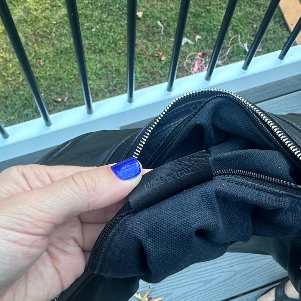 Burberry Black Leather Hobo Bag - Picture 16 of 16